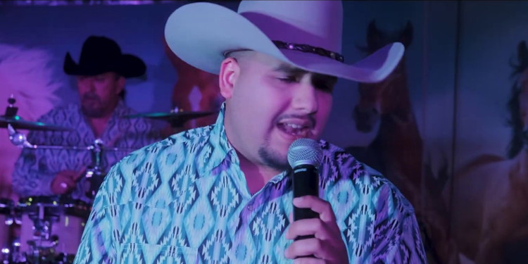 David Lee Garza Y Los Musicales premiere 'Destellame' official music video  – Tejano Nation