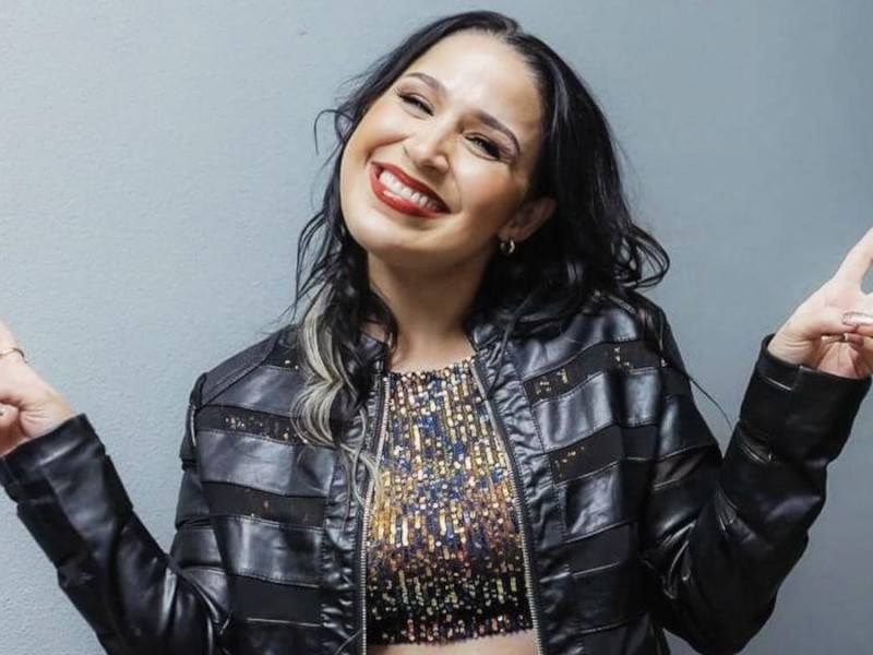 Jennifer Peña Joins Bumper’s Wacky Wednesday Podcast for an Exclusive Interview and Performance